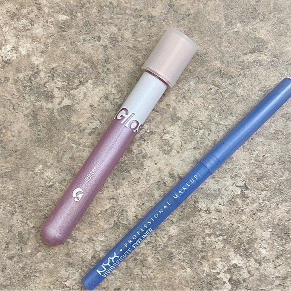 Eye set: Glossier Lidstar in Lily and Nyx Waterproof Eyeliner - Picture 2 of 7